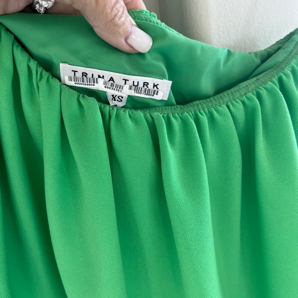 Trina Turk beautiful dress size extra small.  Worn twice to two parties. - Picture 4 of 6